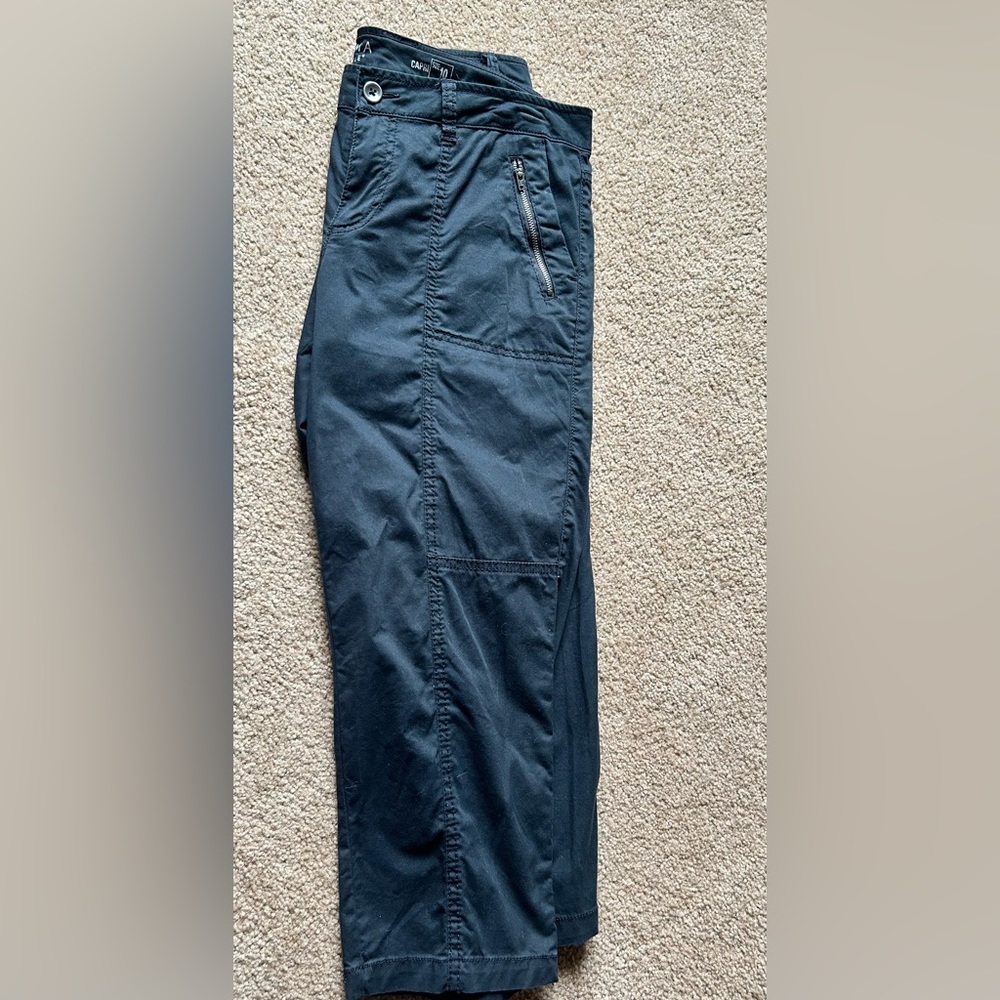 Sonoma black cargo capris